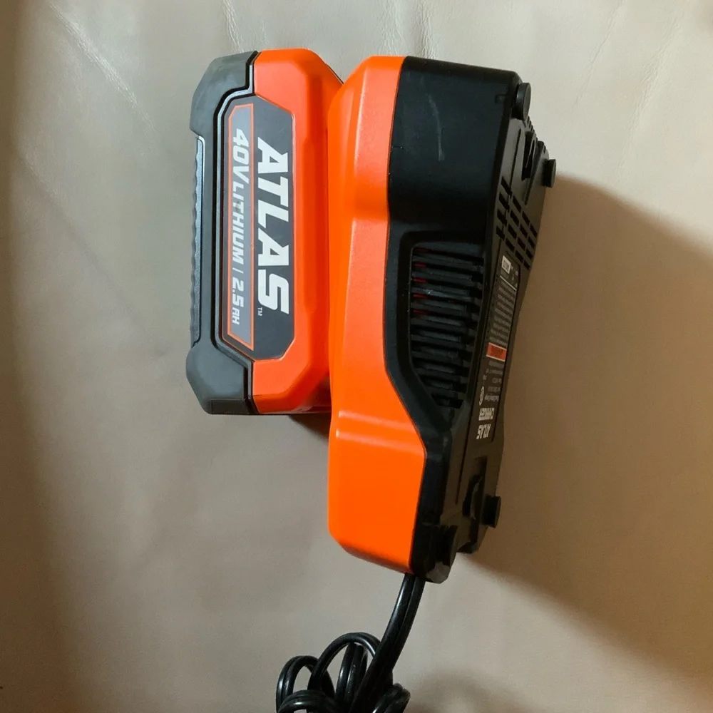 Atlas 40V 2.5 AH  rechargeable battery and charger in excellent condition. - Picture 3 of 4